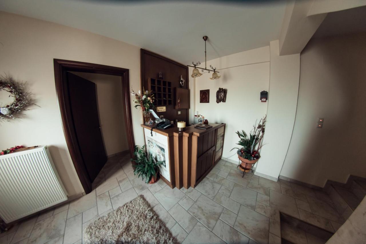 Filoxenia Hotel Koutsodimos Bagian luar foto